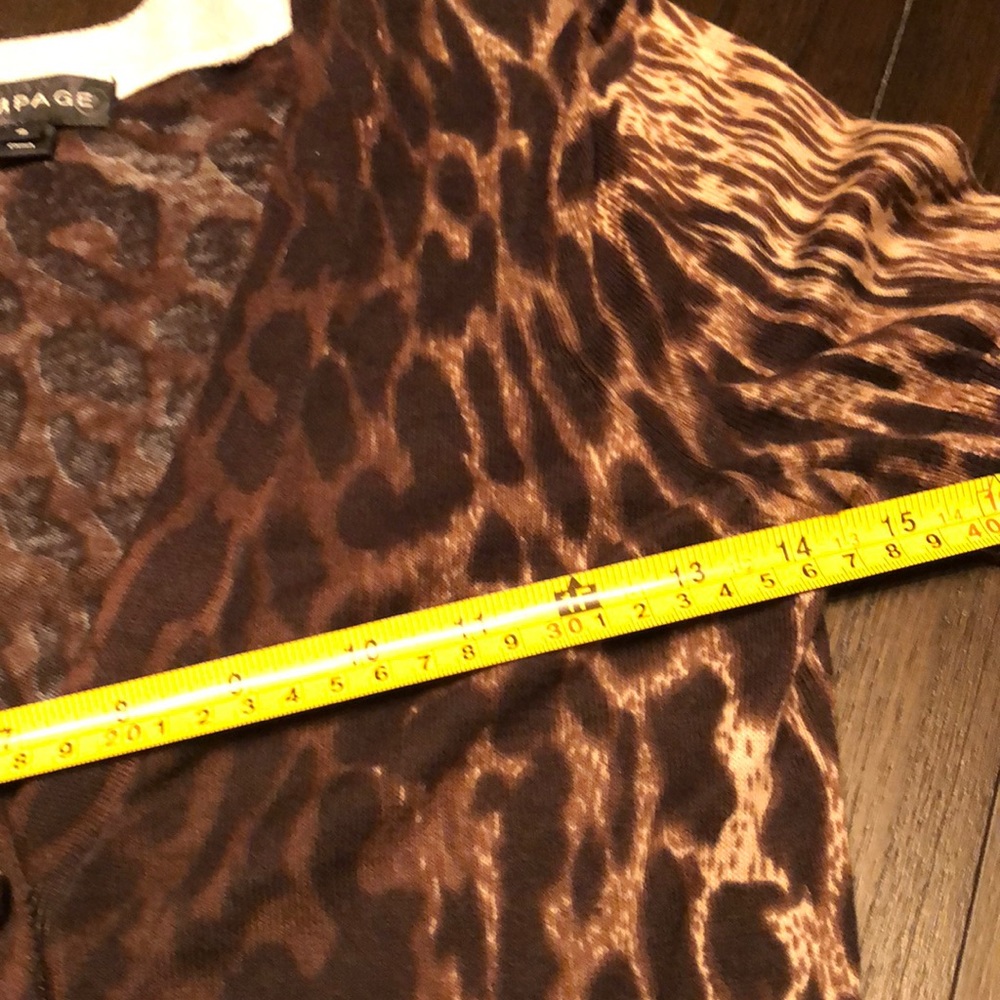 Cardi - Picture 5 of 6